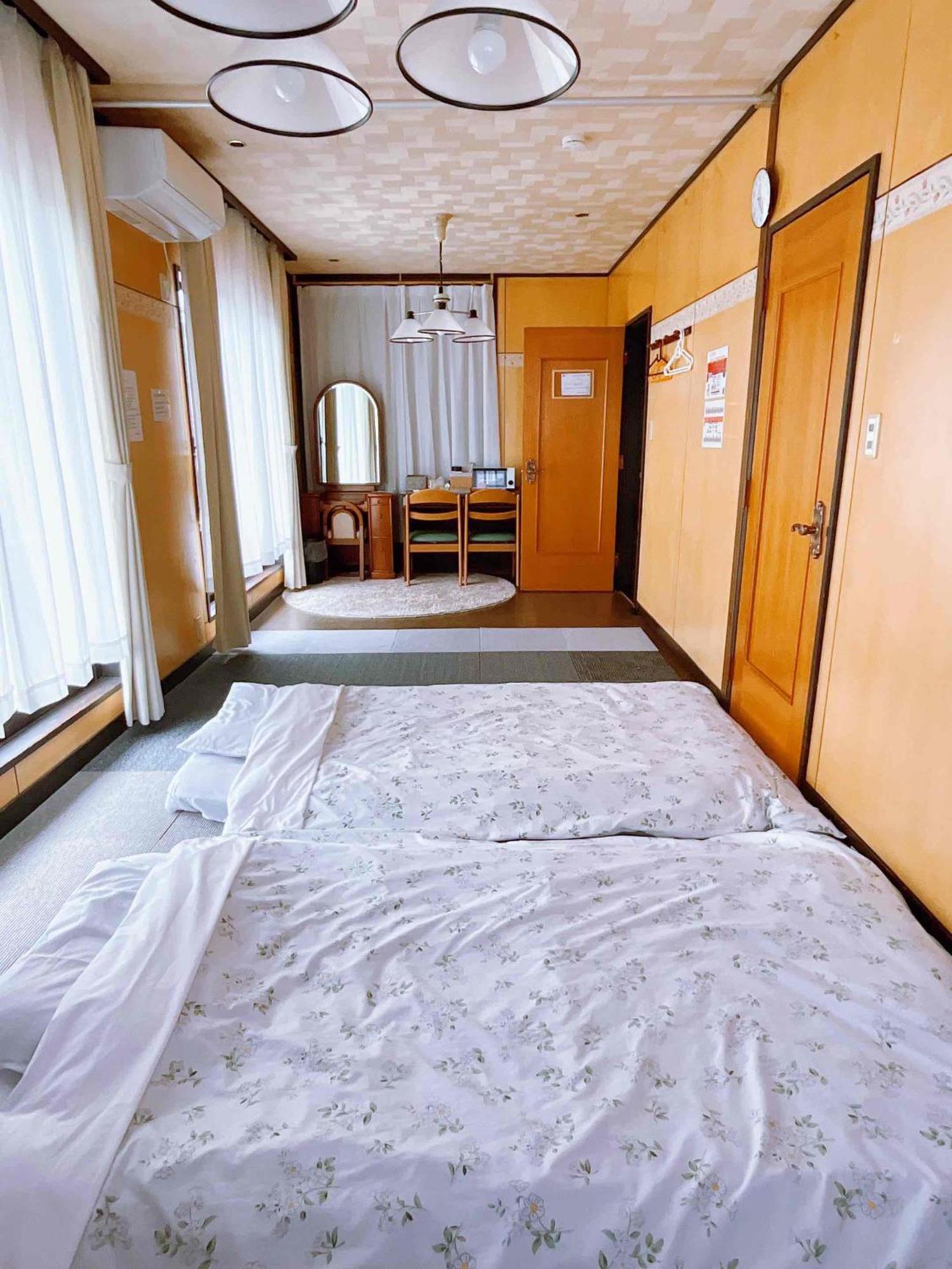 T&T Fujiyama Guest House Fujiyoshida Ngoại thất bức ảnh